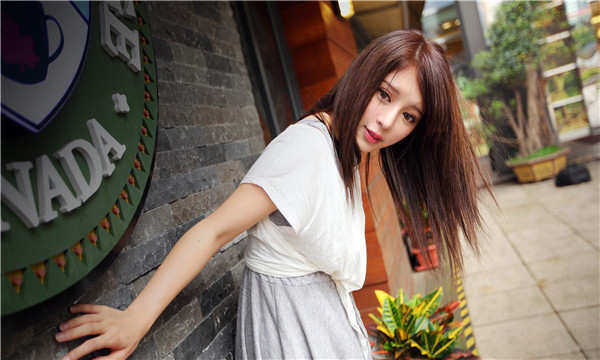 虎林想找一个女性生孩子给报酬-｛找个女人生孩子多少钱｝